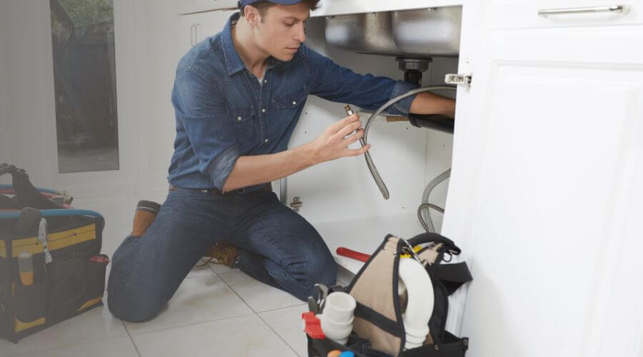 Emergency Leak Repair in Edgewood, TX